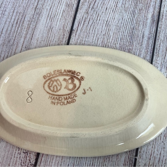 Boleslawiec Polish Unikat Pottery Floral Salt & Pepper Set with Tray - Picture 6 of 6